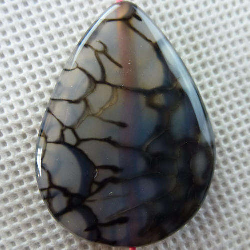 DRAGON VEIN  AGATE 39MM X 29MM X 6MM