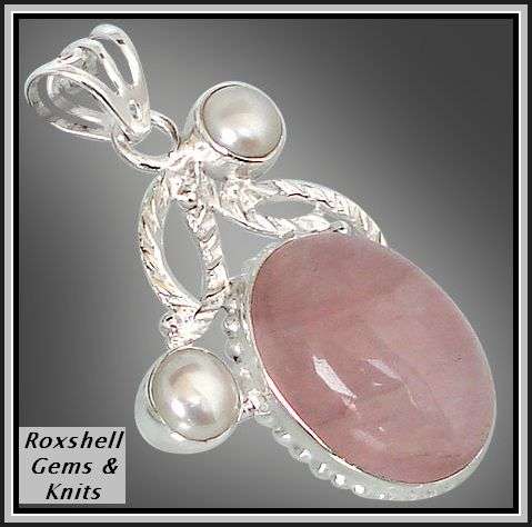 ROSE QUARTZ 20X15MM  AND PEARLS 6MM AND 925 SNAKE CHAIN 22 INCH