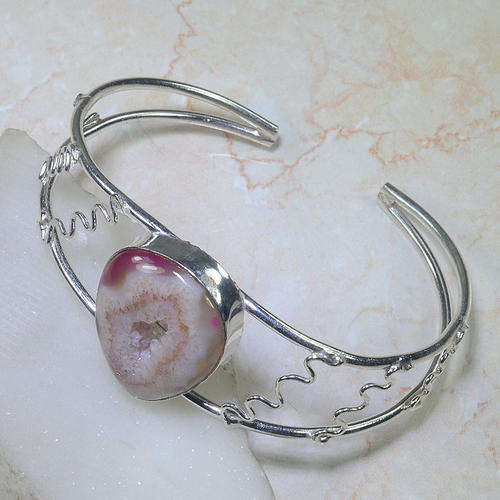 PINK DRUZY AGATE GEMSTONE BRACELET  25 X 30MM 925 STERLING SILVER PLATED
