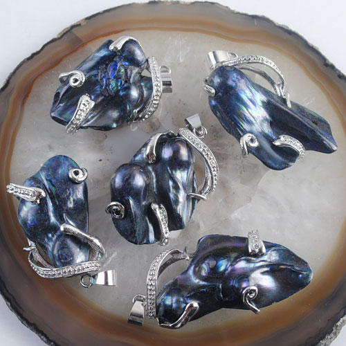 BAROQUE  FRESH WATER PEARL PENDANT  40MMX20MM AVERAGE