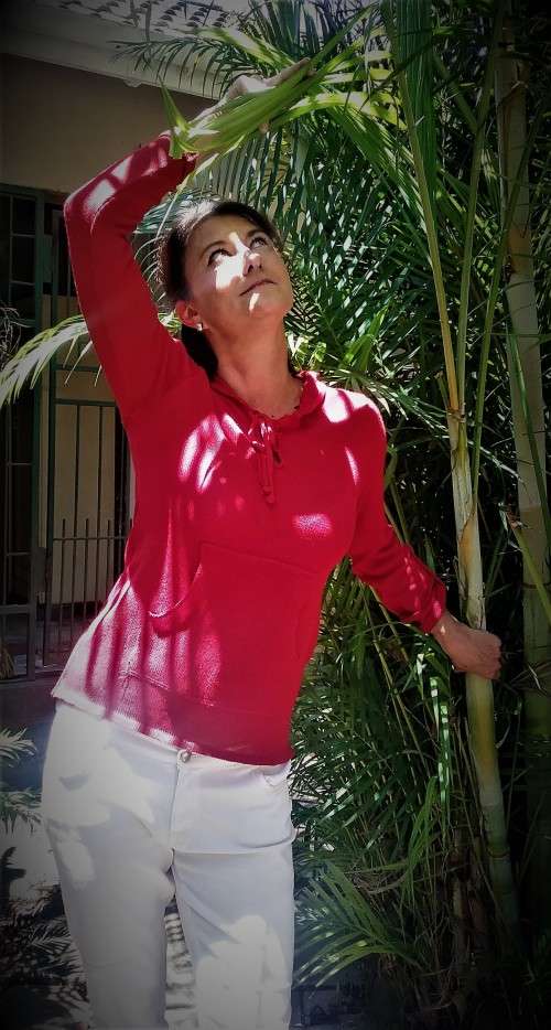 KNITTED HOODIE - MADE TO ORDER 3 WAY COLOR BLEED  - YOU CHOOSE COLOUR AND SIZE