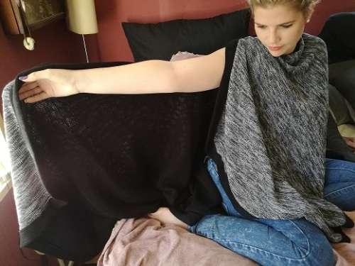 KNITTED CAPE - PERFECT FOR ALL OCCASIONS