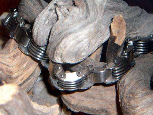 HEAVY FEEL  MENS STAINLESS STEEL 316L SILVER AND BLACK  LINKED BRACKLET