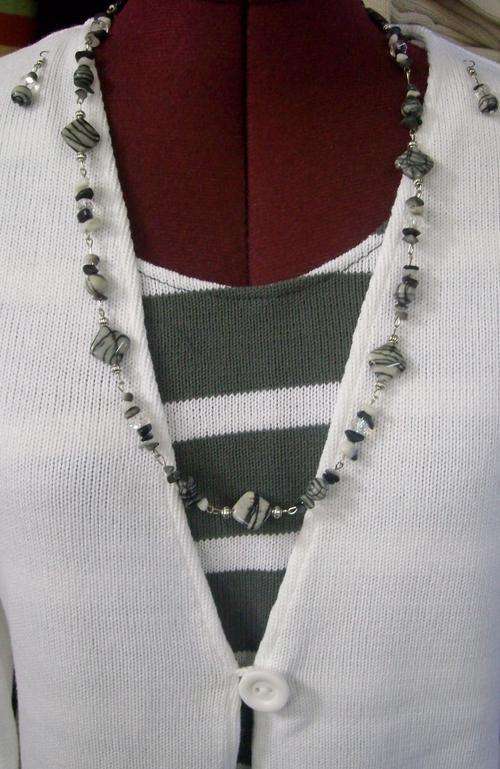 XLARGE  38 CARDIGAN AND STRIPED VEST XXL  WITH SEMI PRESCIOUS STONE AND SWAROVSKI NECKLACE & EARINGS