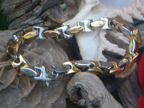 HEAVY   MENS STAINLESS STEEL 316L SILVER AND GOLD  LINKED BRACKLET