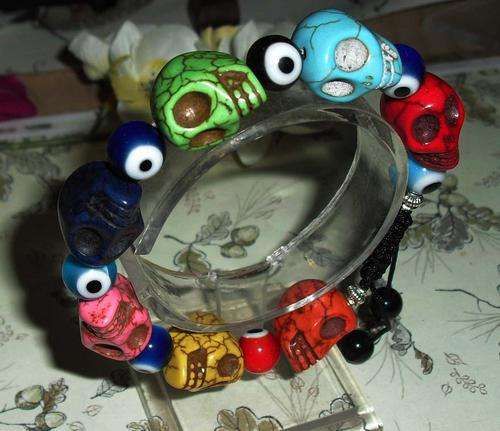 NEW LOOK OF HOWLITE SKULLS - 12MM EACH  FITS 7 - 11 INCH