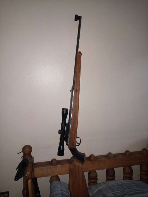 Gecado Model 50 underlever air rifle in very good condition