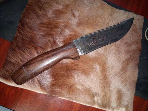 PATTERNED STEEL HUNTING KNIFE HANDLE HANDMADE