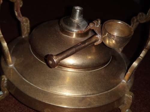 VINTAGE SOLID BRASS TEA KETTLE ON STAND WITH BURNER