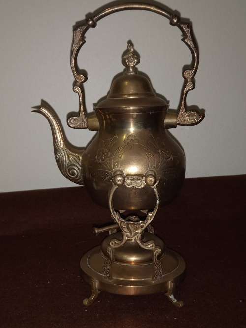 VINTAGE SOLID BRASS TEA KETTLE ON STAND WITH BURNER