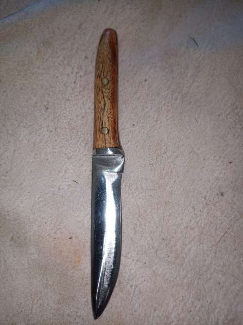 HANDMADE KNIFE USING COLUMBIA  MODEL K-09 BLADE HANDLE MADE WITH BUSHVELD HARDEHOUT & LEATHER SHEET