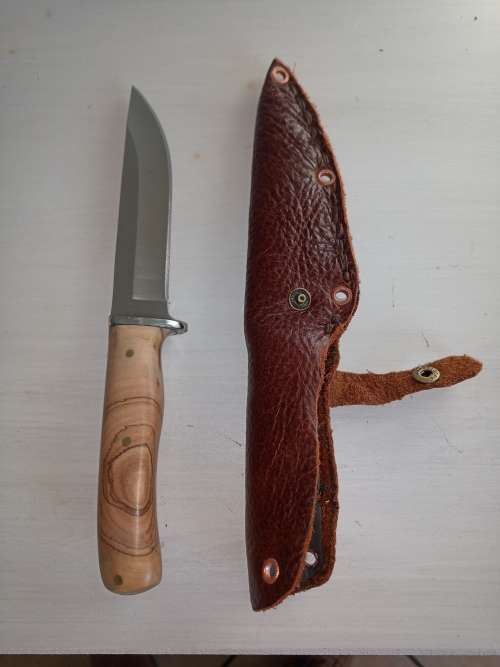 HUNTING KNIFE HANDMADE USIN SANJIA K 88 BLANK, HANDLE HANDMADE WITH WOOD FROM MARLOTH PARK