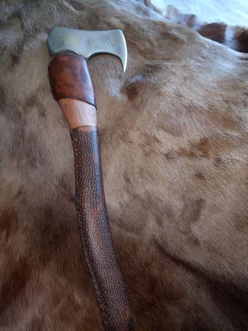 HANDMADE VIKING AXE 47 CM  WITH HANDMADE LEATHER POUCH
