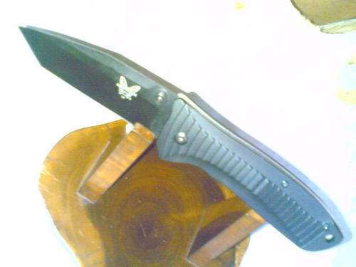 BENCHMADE TOP QUALITY FOLDING KNIVE (POCKET KNIVE)
