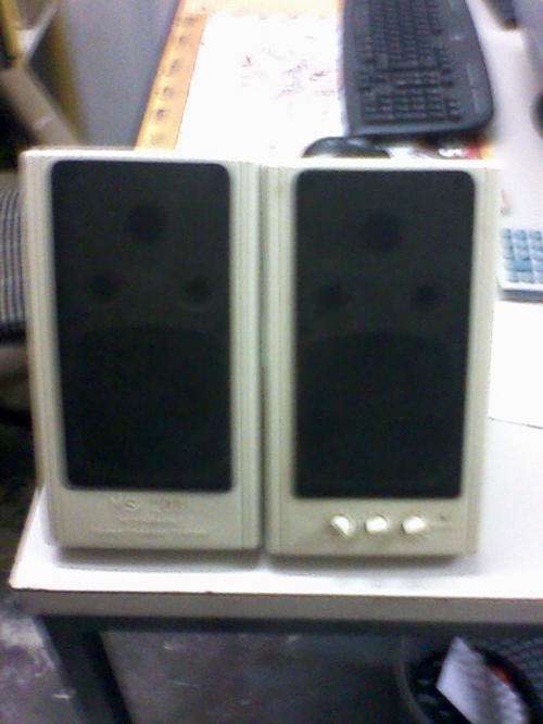 PC SPEAKERS SET