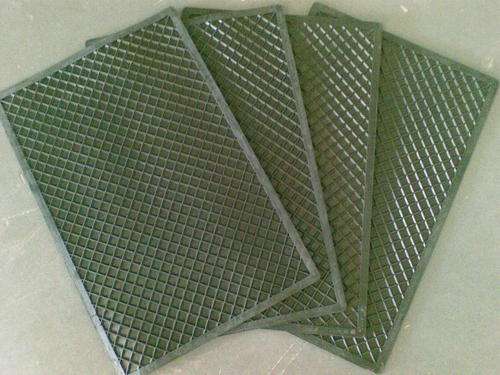 RUBBER CAR MATS SET OF 4