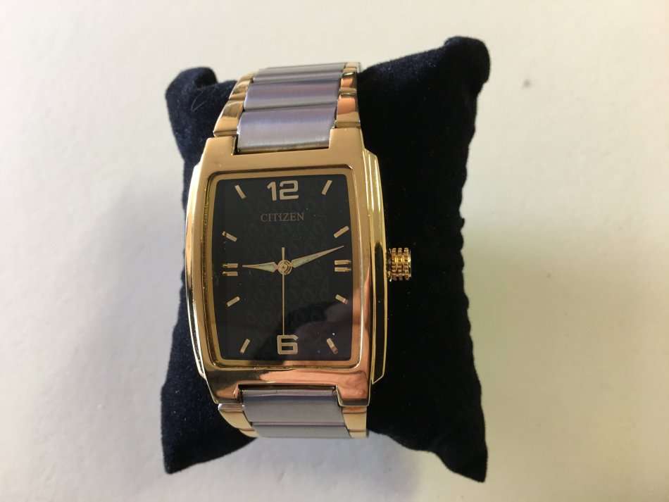 CITIZEN QUARTZ GENTS DRESS WATCH