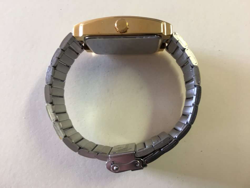 CITIZEN QUARTZ GENTS DRESS WATCH