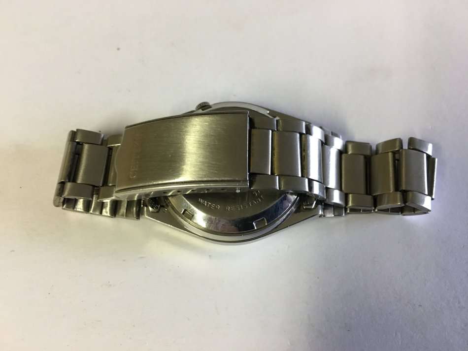 VINTAGE SEIKO 5 AUTOMATIC 17 JEWEL DAY DATE GENTS WRISTWATCH