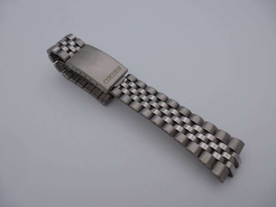 SEIKO 18MM POLISHED STAINLESS STEEL GENTS WATCH STRAP  - CURVED END LINKS