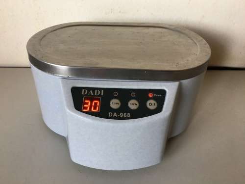 Digital ultrasonic cleaner