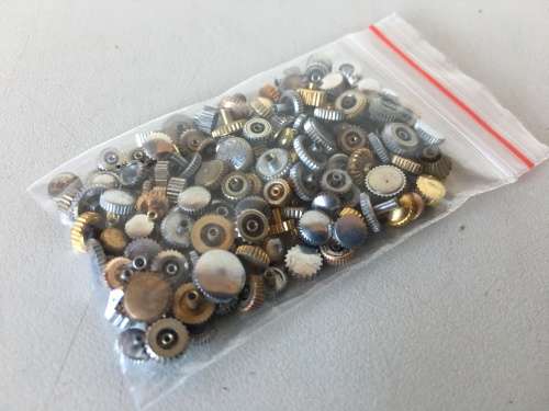 30 grams assorted used watch crowns - 150+ pieces