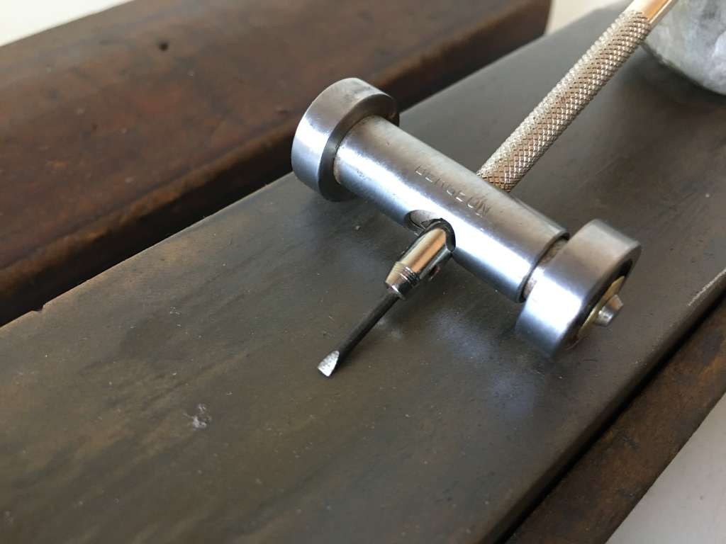 BERGEON - screwdriver /graver sharpener with oilstone