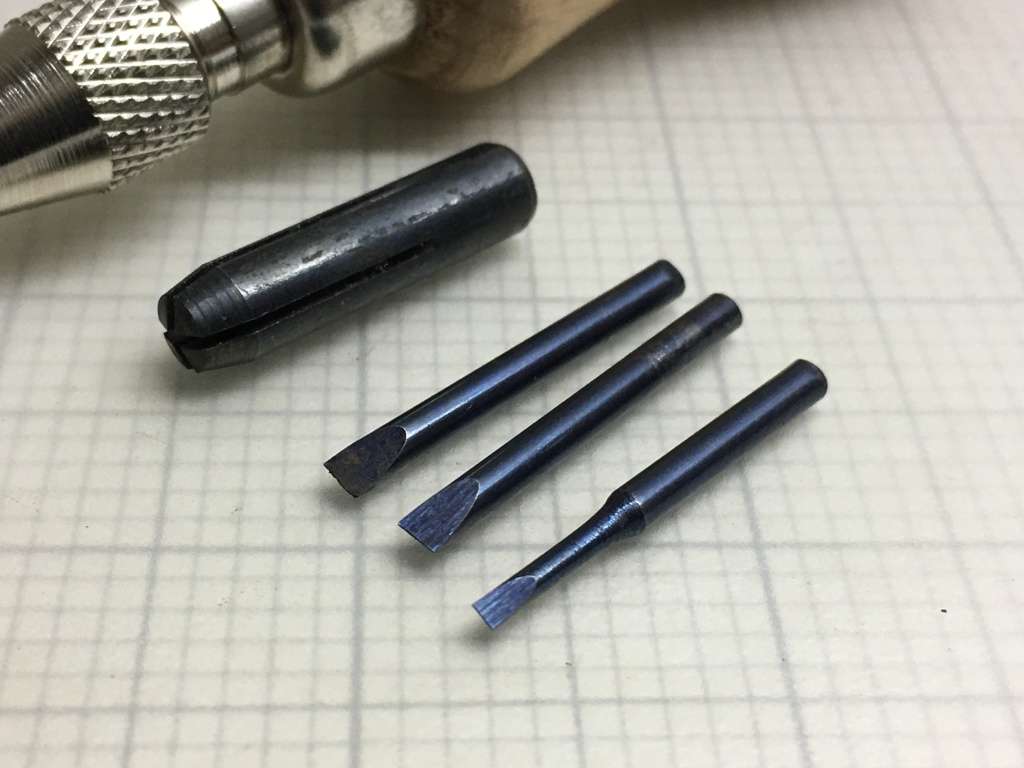 Hand pin vise with screwdriver blades