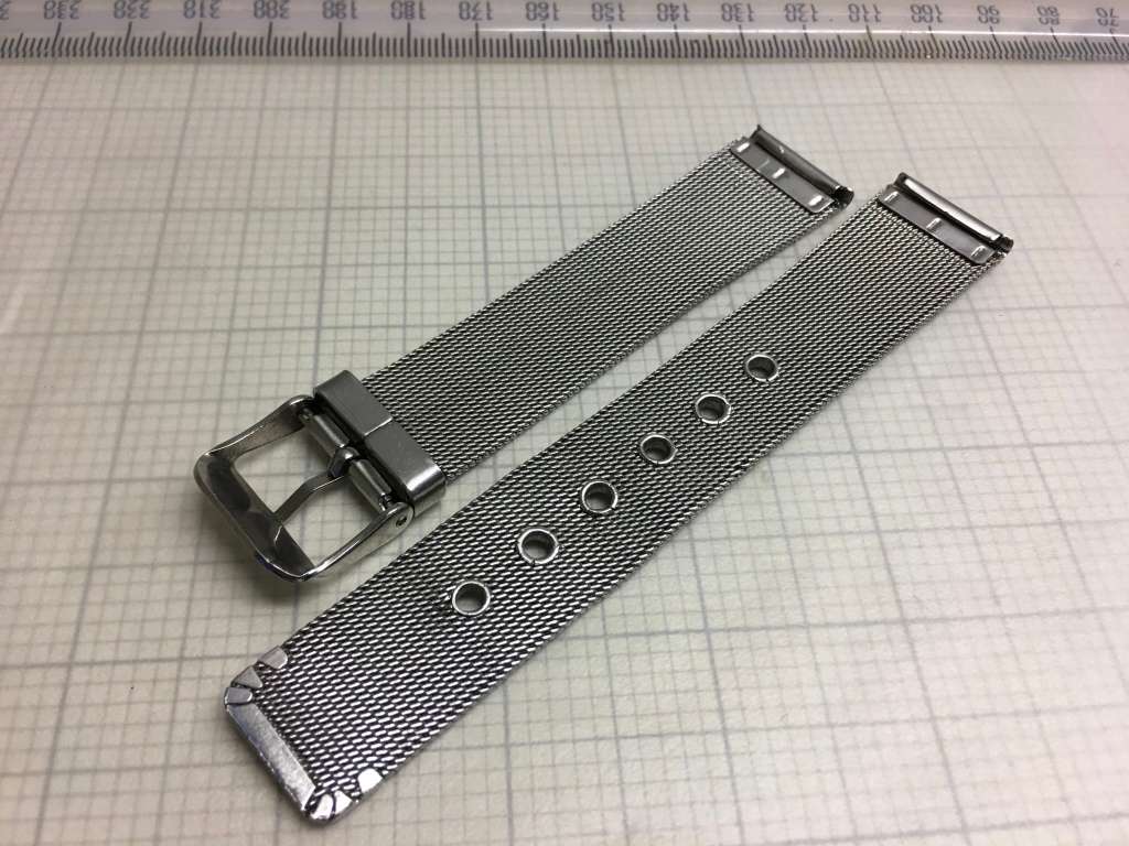 18mm stainless steel Milanese strap with buckle