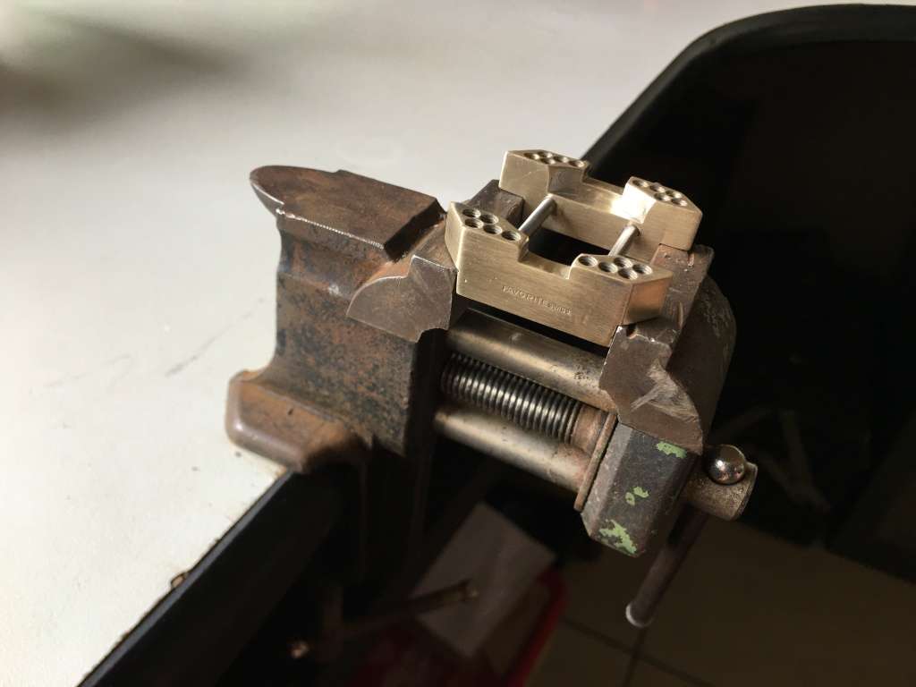 FAVORITE - watch/pocket watch movement holder