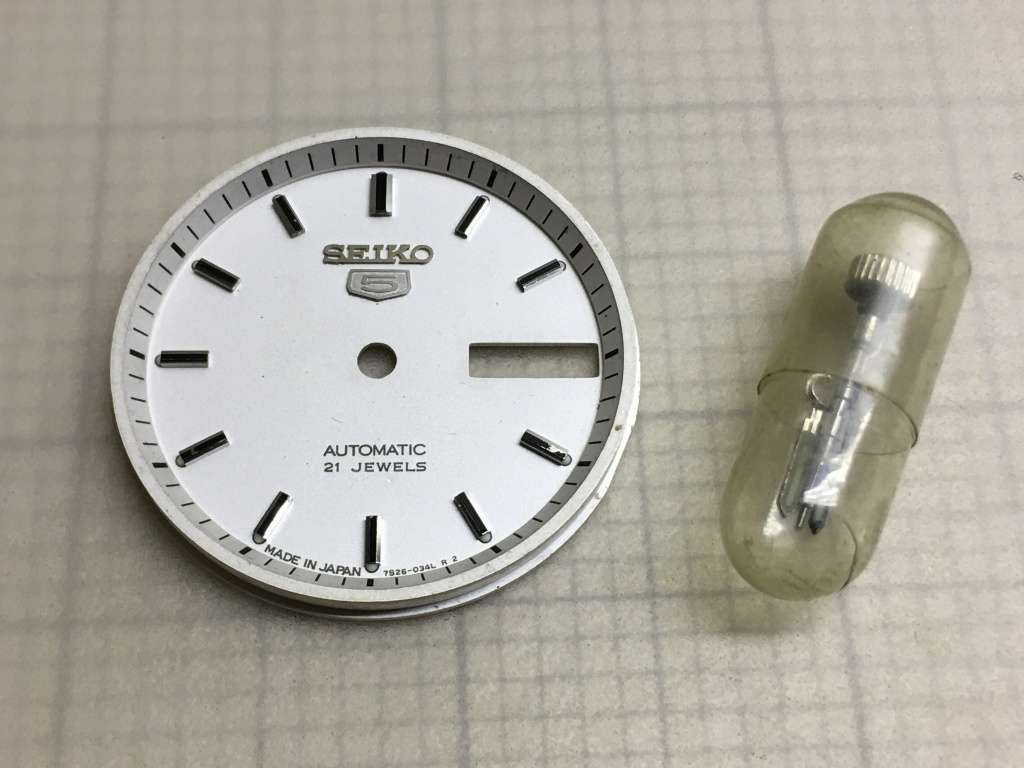 SEIKO 5 - dial, hands, crown & stem