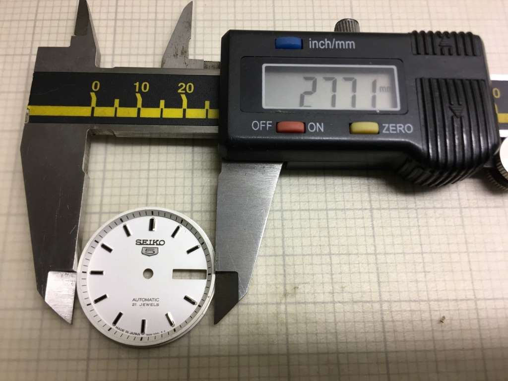 SEIKO 5 - dial, hands, crown & stem