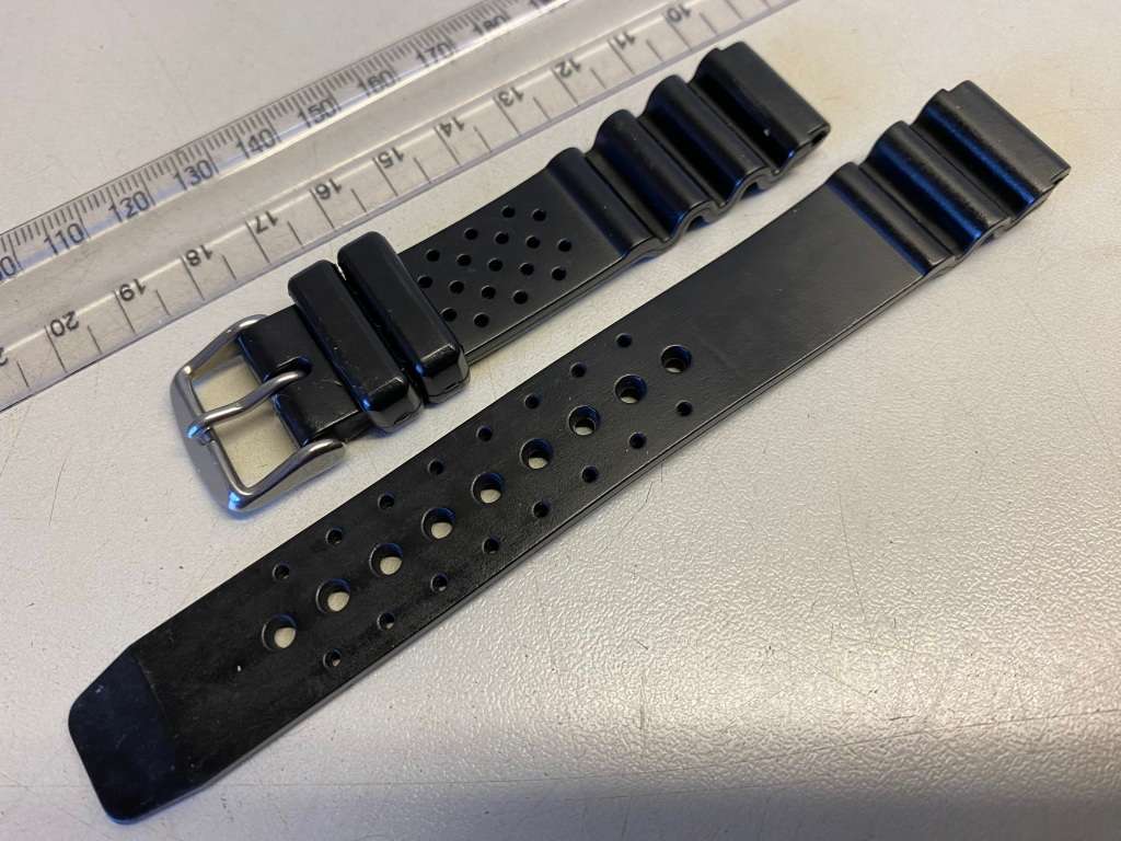 Black strap for divers watch - 16mm - lot 14