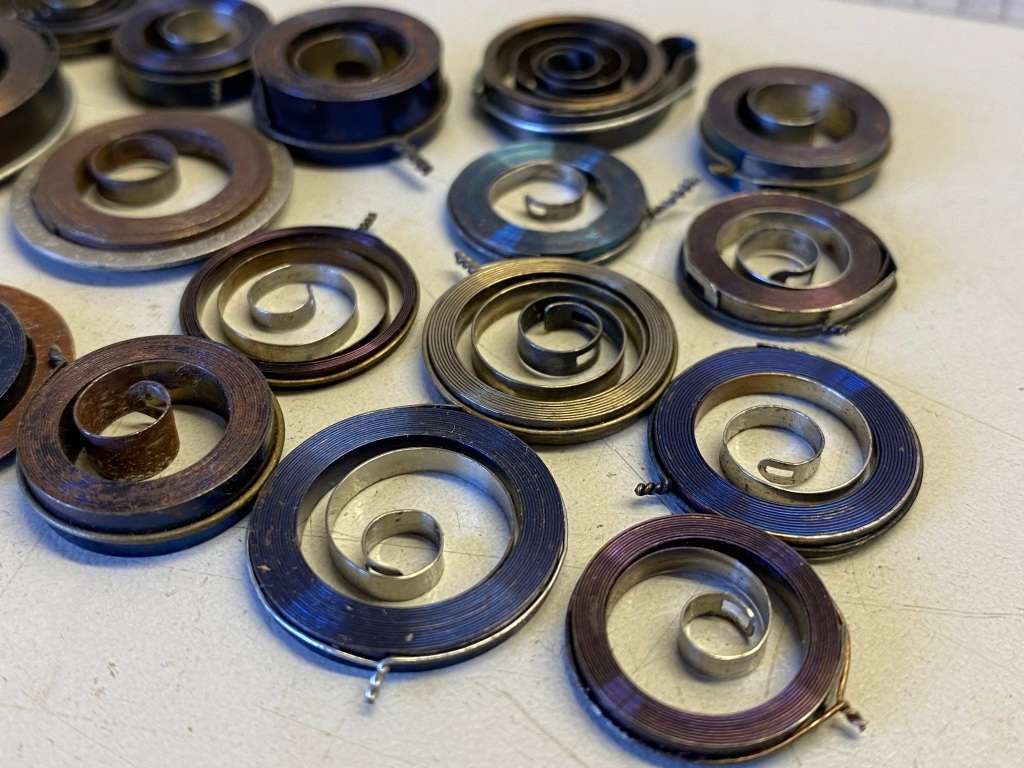 Clock mainsprings - 20 assorted small sizes