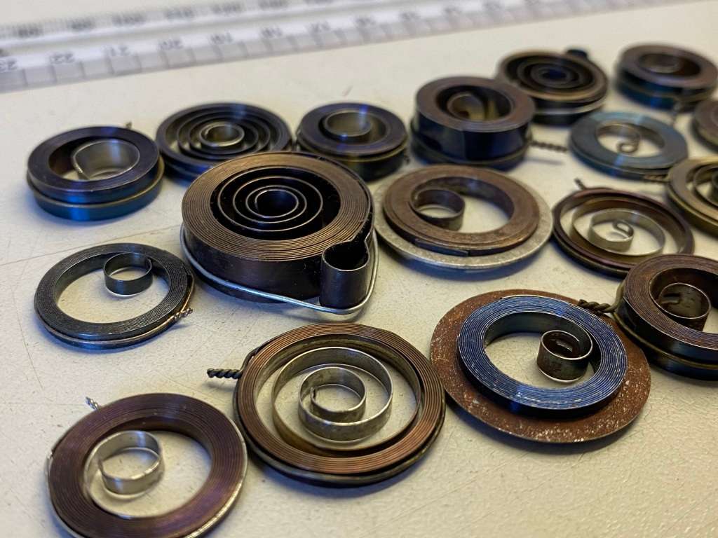 Clock mainsprings - 20 assorted small sizes