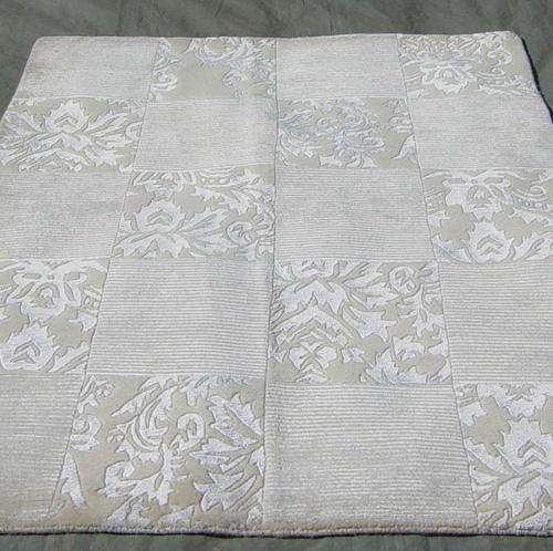 RUGS & CARPETS: NEPALESE RUG