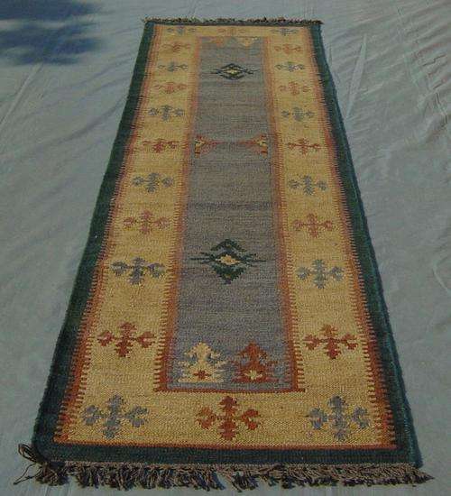 SERAFIAN'S RUGS: FINE HANDWOVEN KILIM RUG  305x76