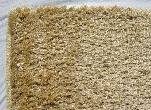RUGS & CARPETS: SHAGGY CARPET 230x166