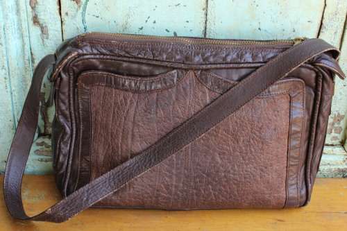 Vintage Brown Elephant Hide Handbag (21 x 32cm) **Free Vintage Gift per Order**