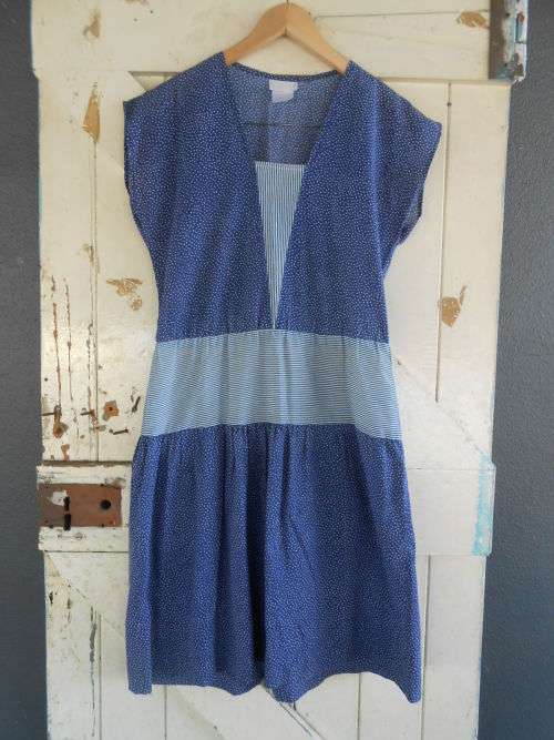 Blue and White Vintage Dress (Small / Medium) **Free Vintage Gift per Order**