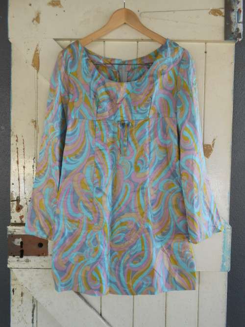 Retro 1970's Mini Mini Dress (XS / Small) **Free Vintage Gift per Order**