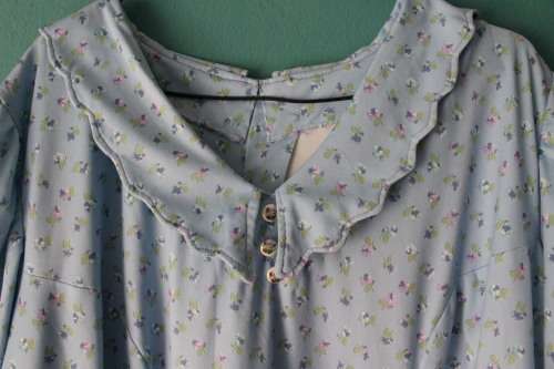 Blue Dress with Dainty Floral Print (2XL / 3XL)