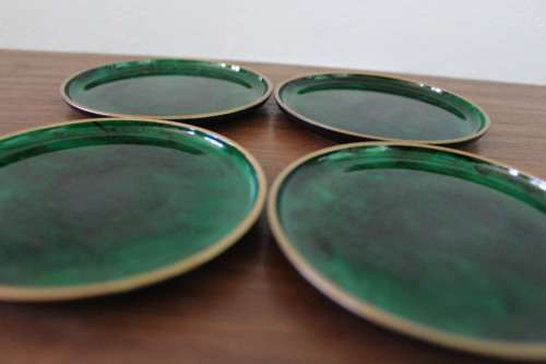 Set off 4 Vintage Marble Look Coasters (10cm in diameter each)