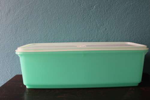 Large Green Vintage Tupperware Container (15 x 15 x 36cm)