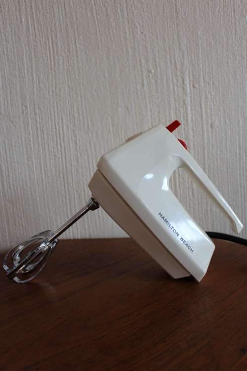 Vintage Retro Hamilton Beach Mixer (Working condition)