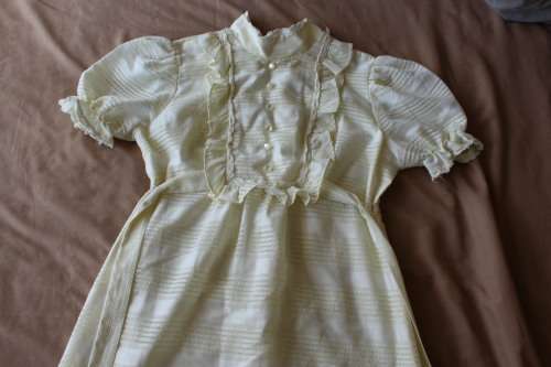 Vintage Cream Peasant Dress (Small) Excellent Condition