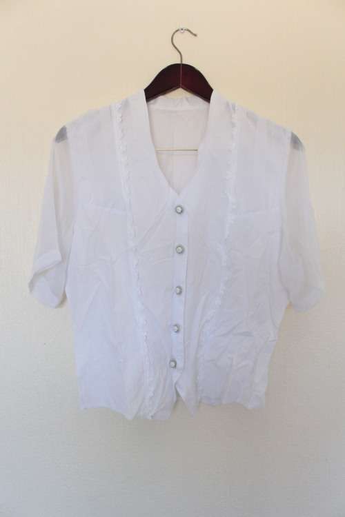 Gorgeous White Vintage Shirt (Large / XL)