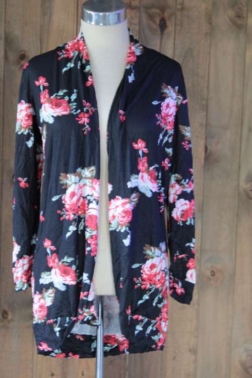 Black & Floral Kimono Style Top (Small)