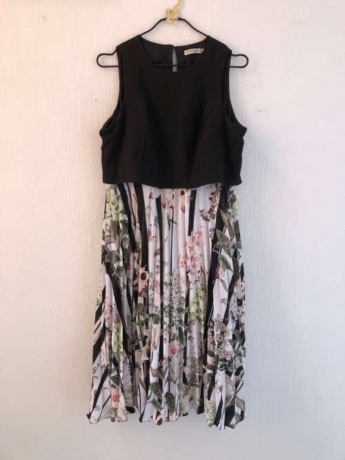 Stunning Charter Club Dress (Size 14)