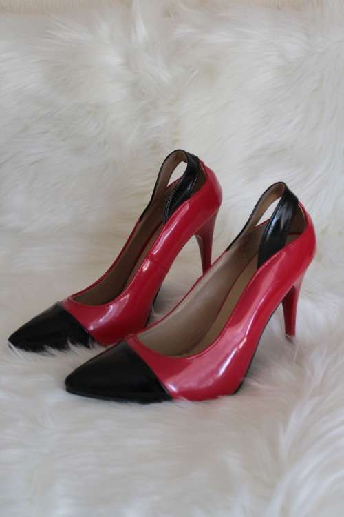Red and Black Heels by Rage (Size 4)